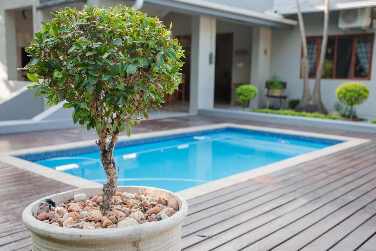 נלספרויט Vinique Guesthouse מראה חיצוני תמונה